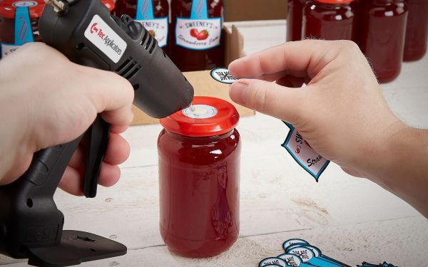 Power Adhesives launches lightweight & portable Tec 306 hot melt applicator