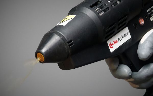 Power Adhesives to Showcase Innovative Technology at UK Commercial Vehicle Show